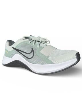 NWB- NIKE MC TRAINER 2 WOMEN'S SHOES/ LIGHT SILVER/ BLACK- MICA GREEN/ SIZE: 7.5
